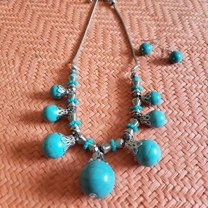 Jewelry necklace and earring set